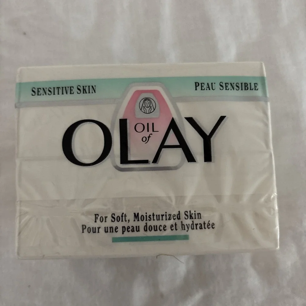 New Inbox Vintage Oil‎ Of Olay Sensitive Skin Two Pack